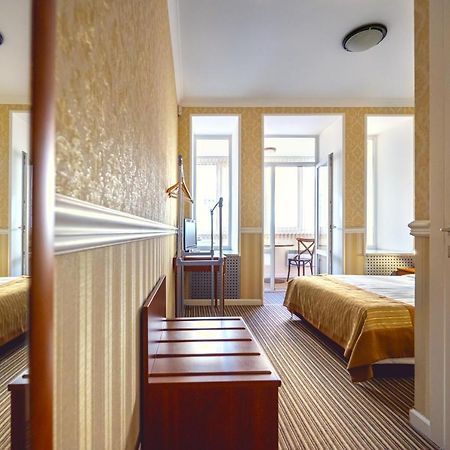 Consul Hotel Консул Odessa Exterior foto