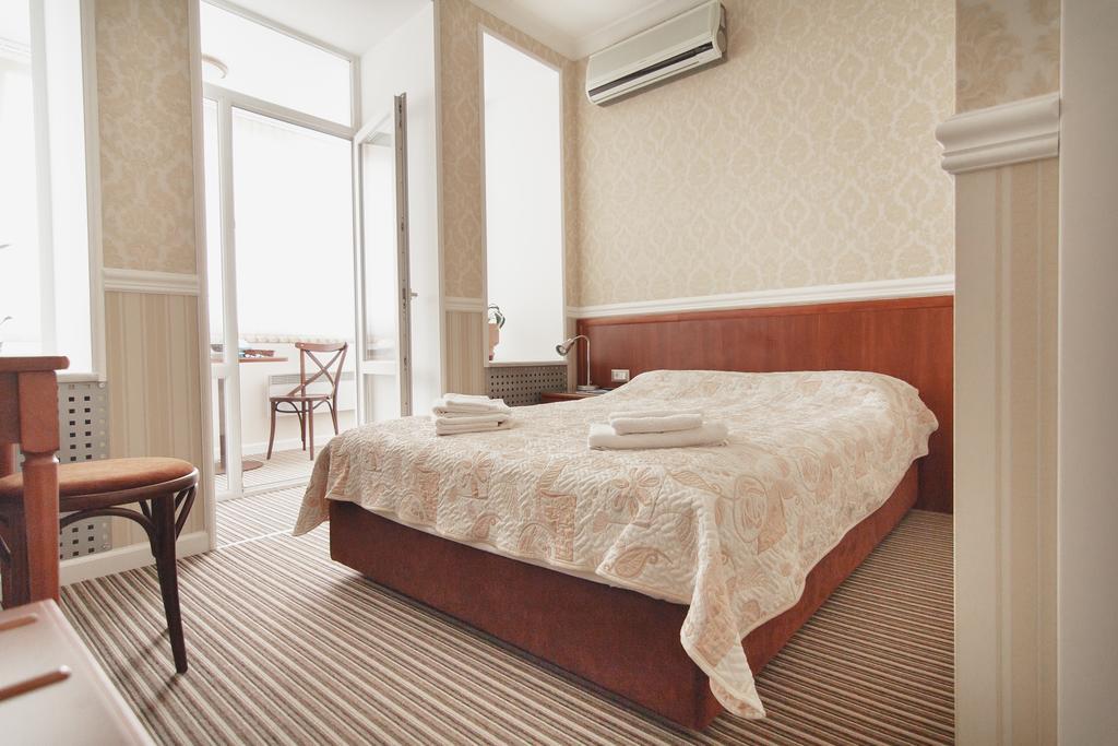 Consul Hotel Консул Odessa Zimmer foto
