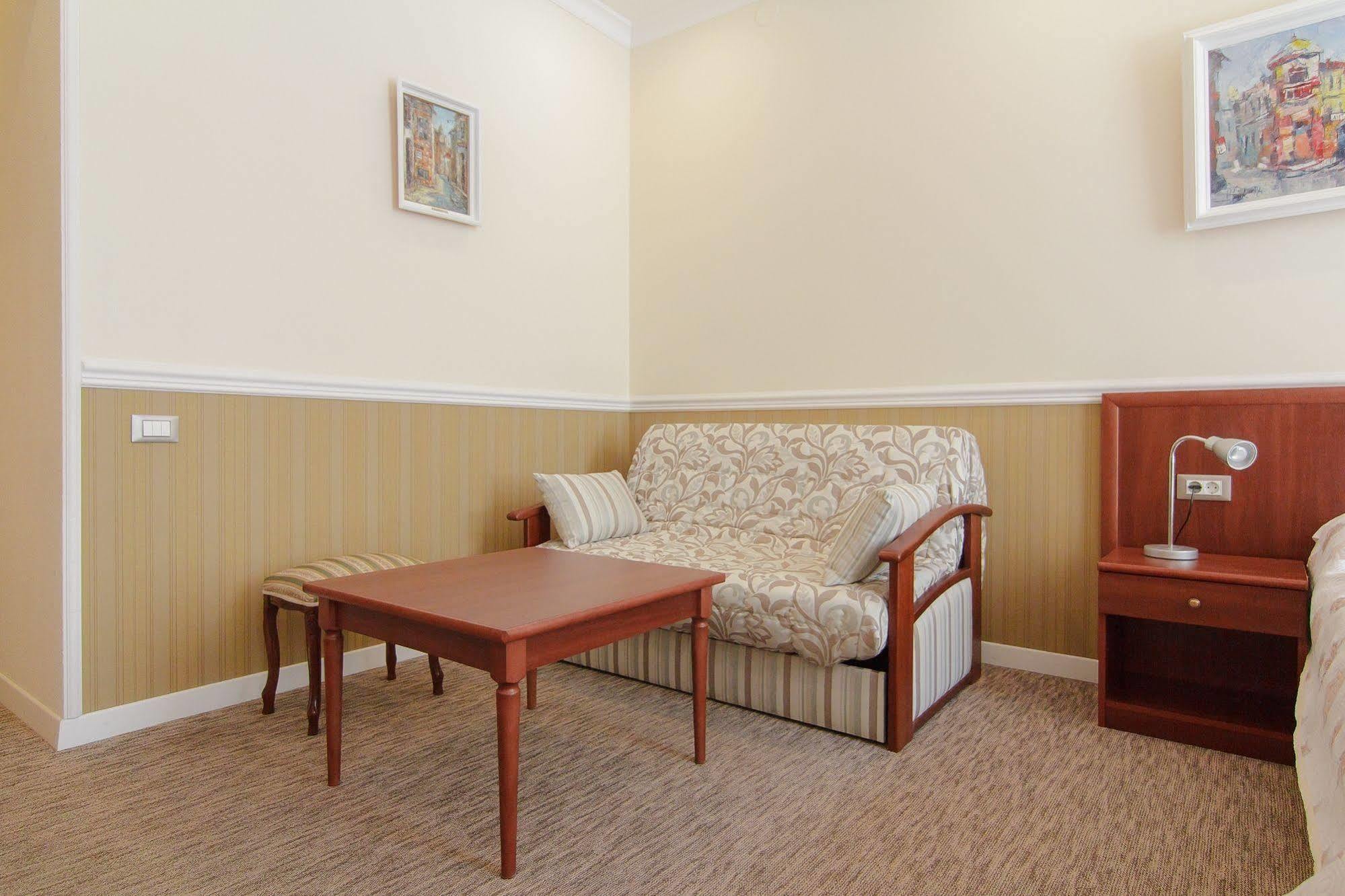Consul Hotel Консул Odessa Exterior foto
